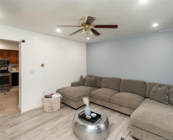 8 Fourth Street, Godeffroy, NY 12729