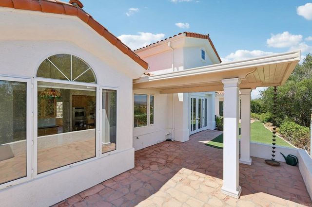 17572 Via Loma Drive, Poway, CA 92064