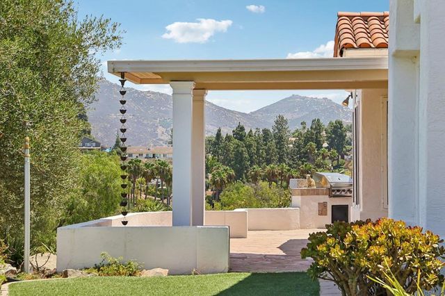 17572 Via Loma Drive, Poway, CA 92064