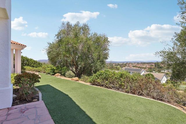 17572 Via Loma Drive, Poway, CA 92064