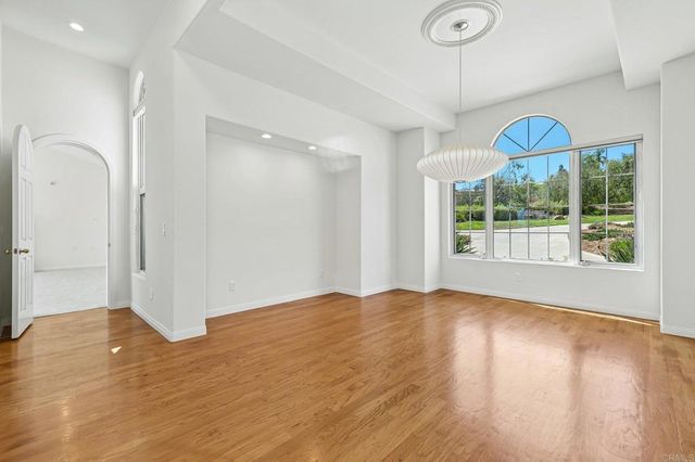 17572 Via Loma Drive, Poway, CA 92064