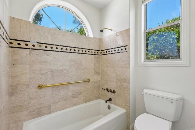 17572 Via Loma Drive, Poway, CA 92064