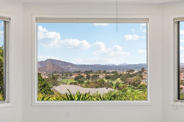 17572 Via Loma Drive, Poway, CA 92064