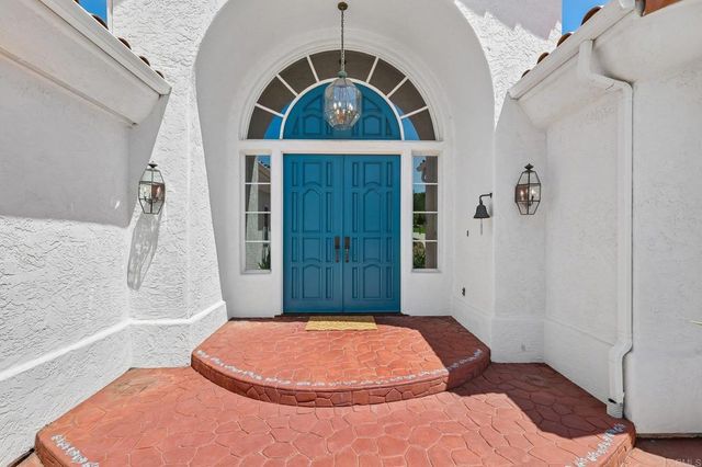 17572 Via Loma Drive, Poway, CA 92064