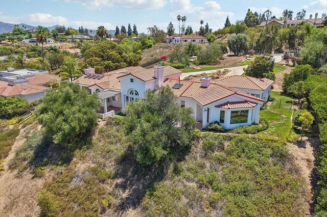17572 Via Loma Drive, Poway, CA 92064