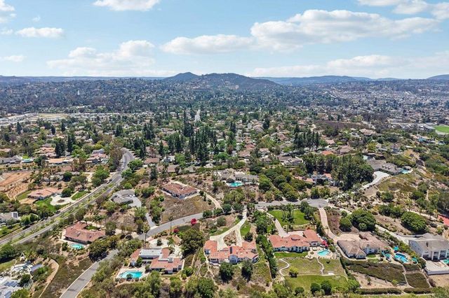 17572 Via Loma Drive, Poway, CA 92064