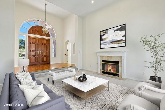 17572 Via Loma Drive, Poway, CA 92064