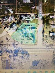 1431 COLONIA LANE E, Nokomis, FL 34275