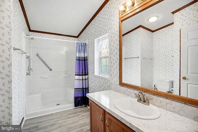 1106 JFK DR, North Wales, PA 19454