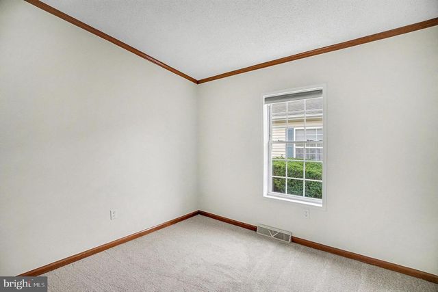 1106 JFK DR, North Wales, PA 19454