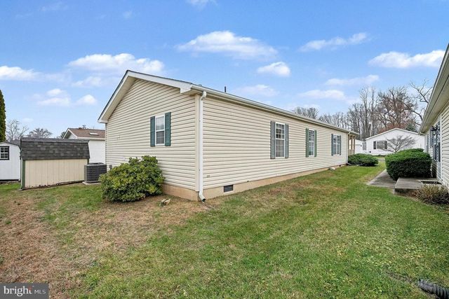 1106 JFK DR, North Wales, PA 19454