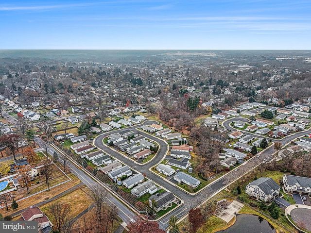 1106 JFK DR, North Wales, PA 19454