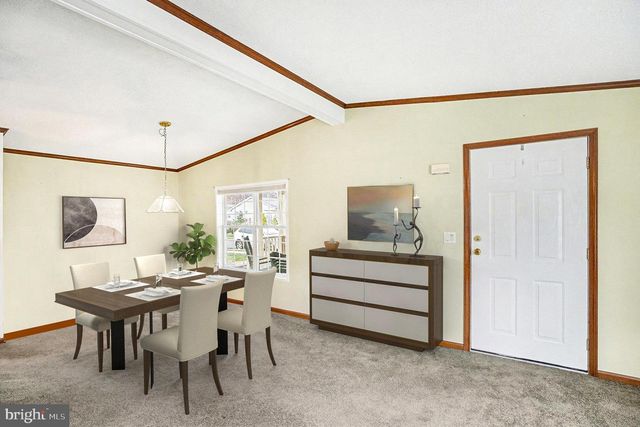 1106 JFK DR, North Wales, PA 19454