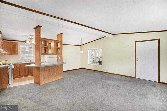 1106 JFK DR, North Wales, PA 19454