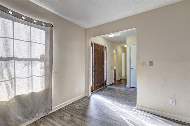 3338 Lindale Court, Ellenwood, GA 30294