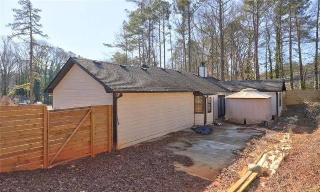 3338 Lindale Court, Ellenwood, GA 30294