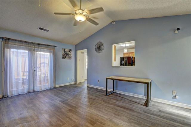 3338 Lindale Court, Ellenwood, GA 30294