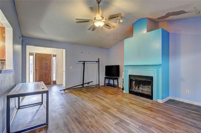 3338 Lindale Court, Ellenwood, GA 30294