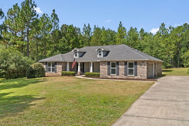 6404 Welannee Boulevard, Laurel Hill, FL 32567