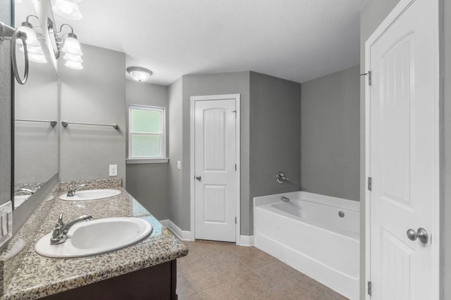 6404 Welannee Boulevard, Laurel Hill, FL 32567