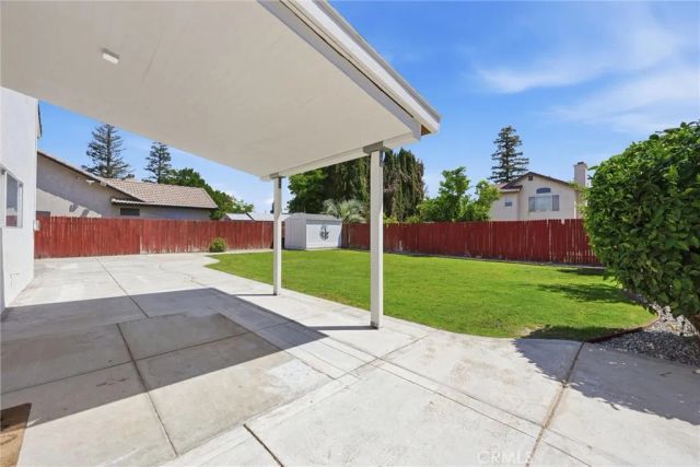6105 Kettlerock Mountain Court, Bakersfield, CA 93313