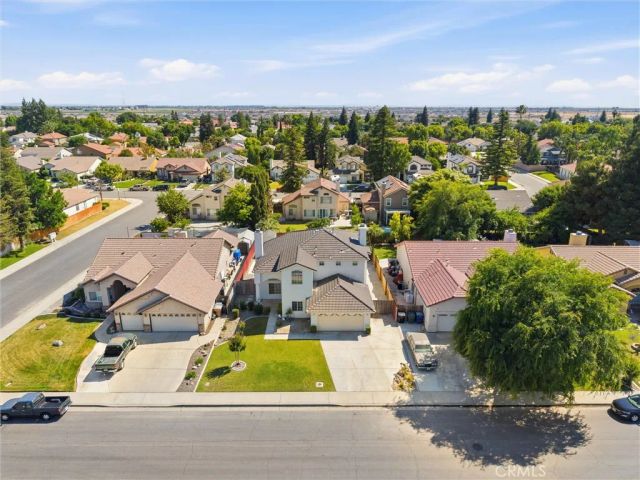 6105 Kettlerock Mountain Court, Bakersfield, CA 93313