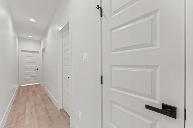 1618 Lake Bluff Drive, El Lago, TX 77586