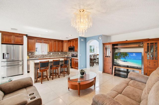 6240 NW 41st Terrace, Coconut Creek, FL 33073