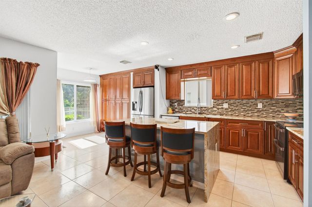 6240 NW 41st Terrace, Coconut Creek, FL 33073
