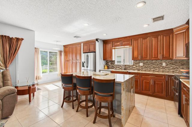 6240 NW 41st Terrace, Coconut Creek, FL 33073