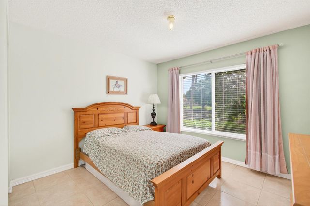 6240 NW 41st Terrace, Coconut Creek, FL 33073