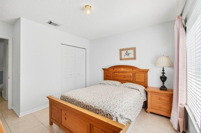 6240 NW 41st Terrace, Coconut Creek, FL 33073