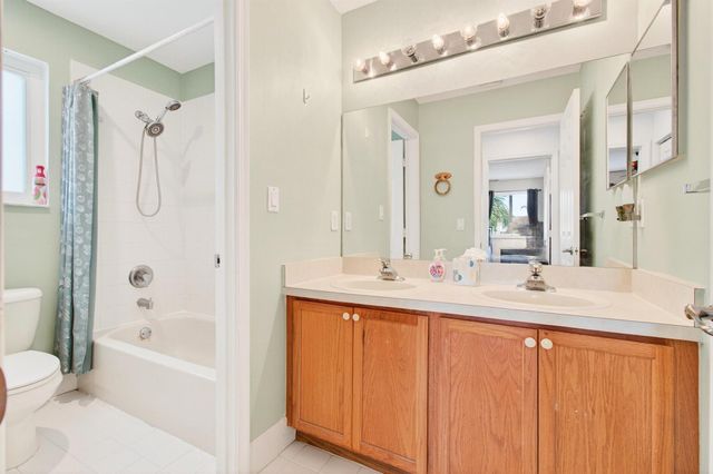 6240 NW 41st Terrace, Coconut Creek, FL 33073