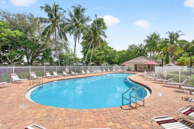 6240 NW 41st Terrace, Coconut Creek, FL 33073