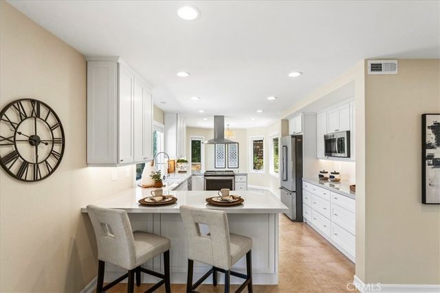 22801 Toston, Mission Viejo, CA 92692