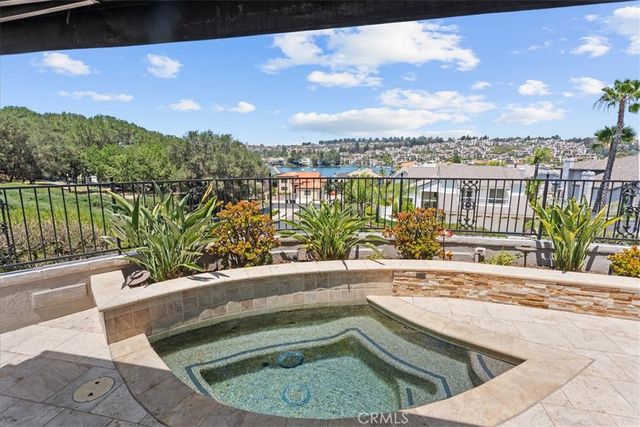 22801 Toston, Mission Viejo, CA 92692