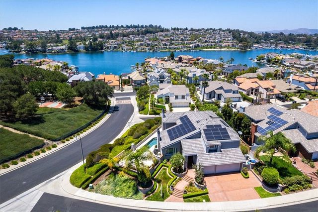 22801 Toston, Mission Viejo, CA 92692