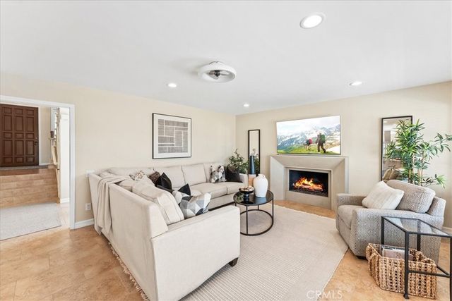 22801 Toston, Mission Viejo, CA 92692
