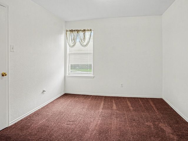 259 Cobblestone Circle, Red Oak, TX 75154