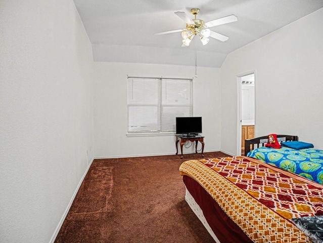 259 Cobblestone Circle, Red Oak, TX 75154