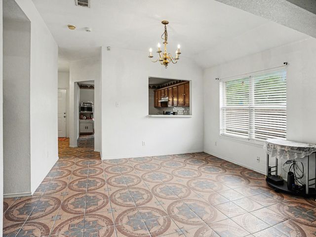 259 Cobblestone Circle, Red Oak, TX 75154