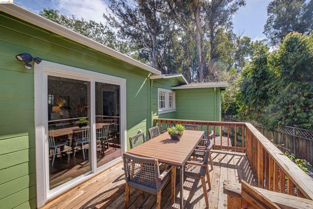 4753 Mountain Blvd, Oakland, CA 94619