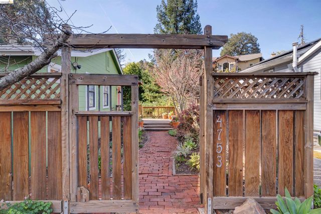 4753 Mountain Blvd, Oakland, CA 94619