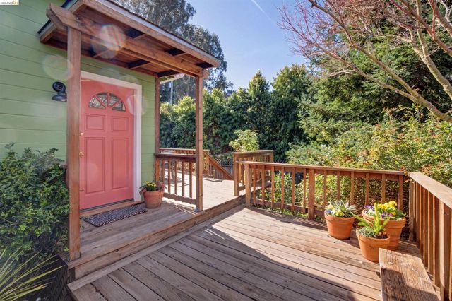 4753 Mountain Blvd, Oakland, CA 94619