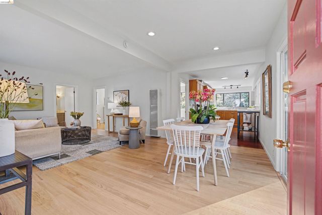 4753 Mountain Blvd, Oakland, CA 94619