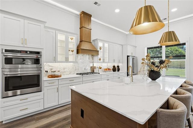 8020 Grand Meadow Run, Gainesville, GA 30506
