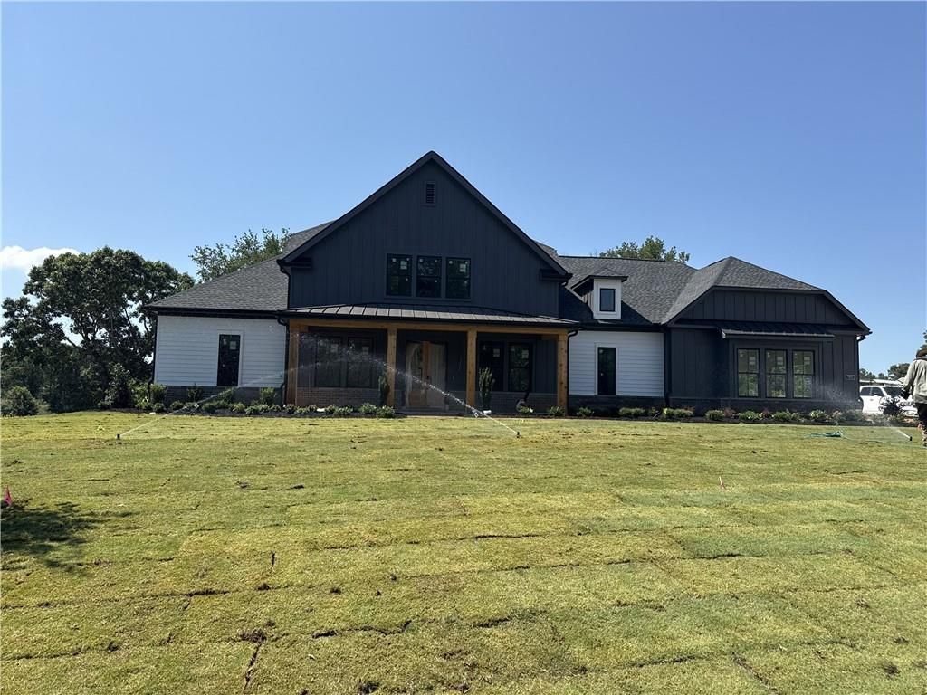 8020 Grand Meadow Run, Gainesville, GA 30506