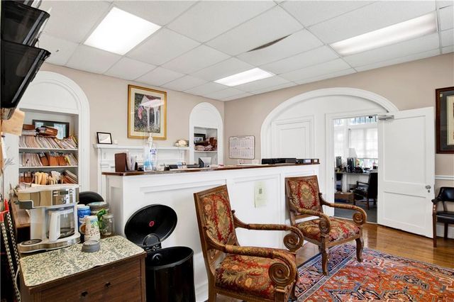 1911 Government Street, Mobile, AL 36606
