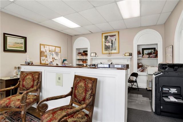 1911 Government Street, Mobile, AL 36606