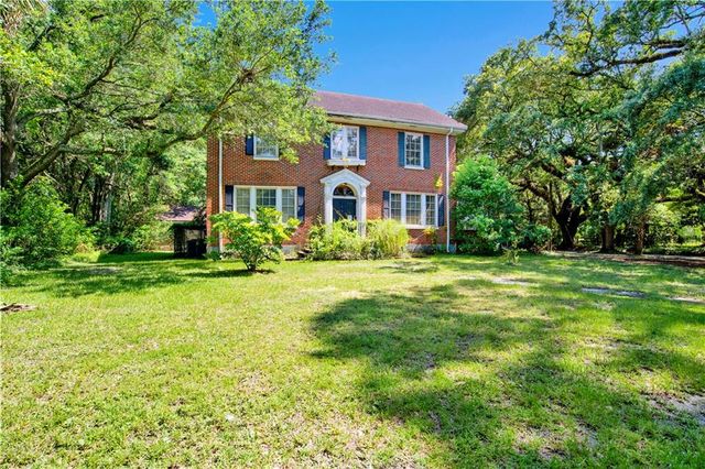 1911 Government Street, Mobile, AL 36606